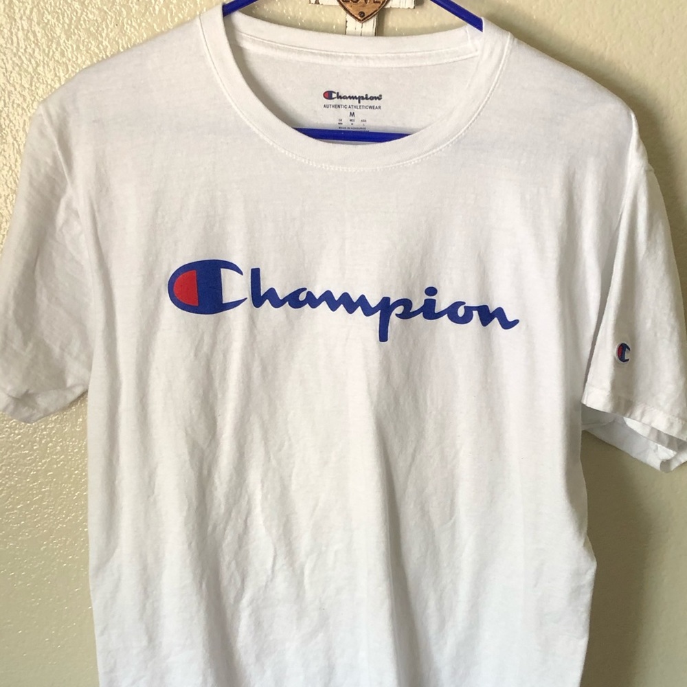 Champion t shirt size M